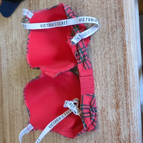 Ladies Bra - Picture 2 of 3